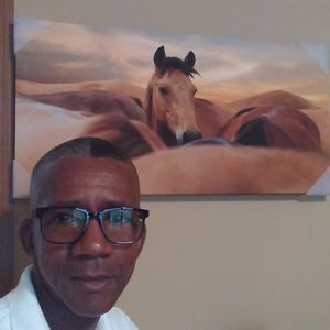 Meet your Posher, Bruce